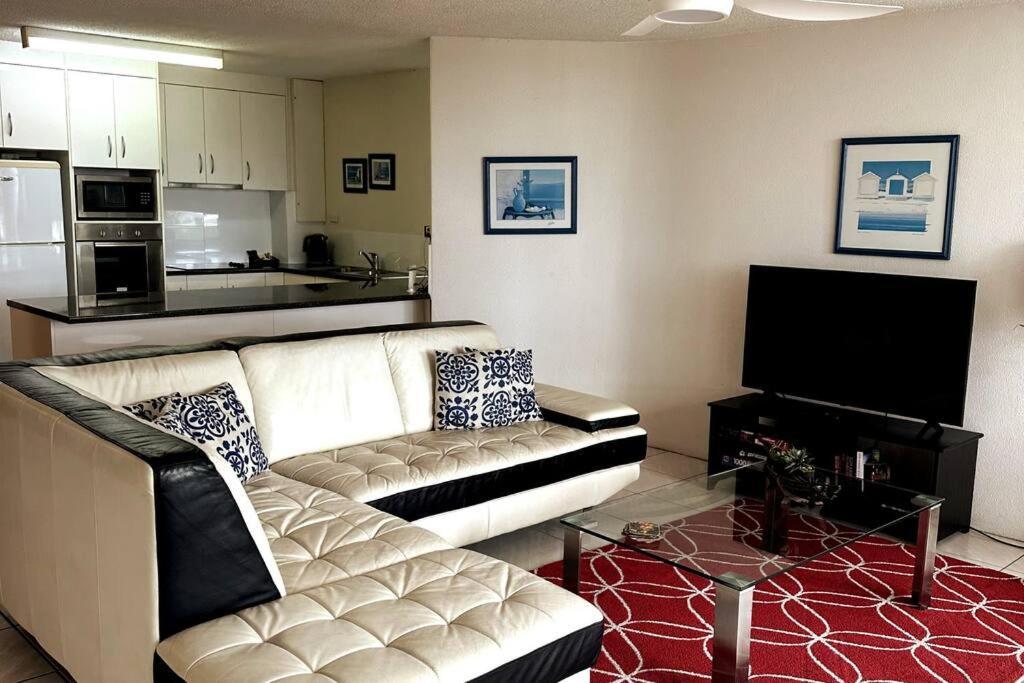 2 Bedroom Ocean View - Alexandria Apartments -Alexandra Headland Maroochydore Exteriör bild